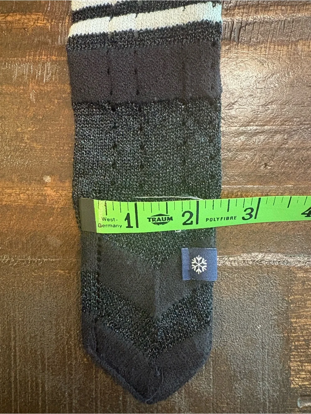 GAP scarf- skinny black and white Vintage